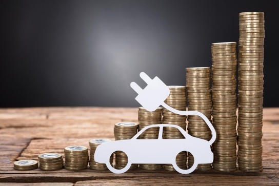 electric car cost saving benefits